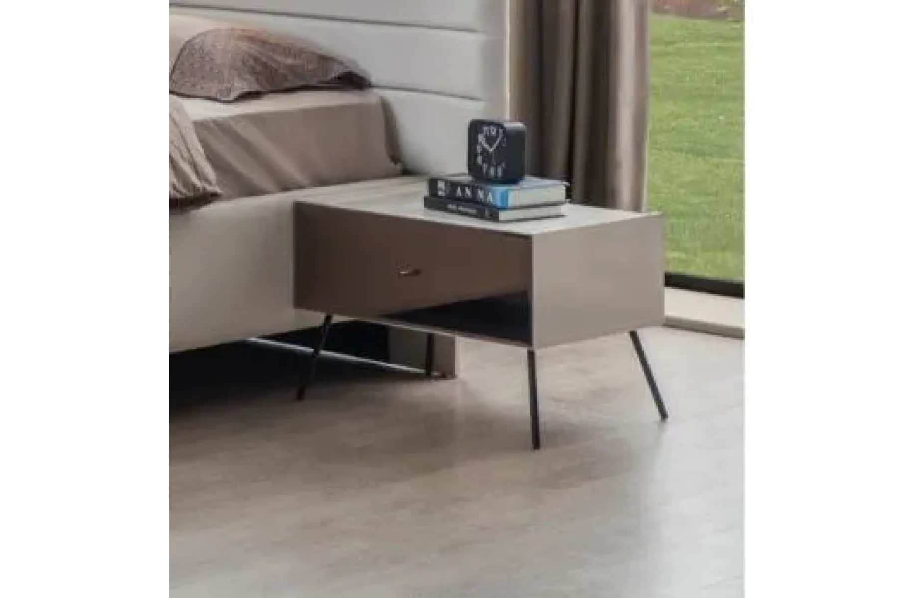 Bronze Aytaşı Komodin