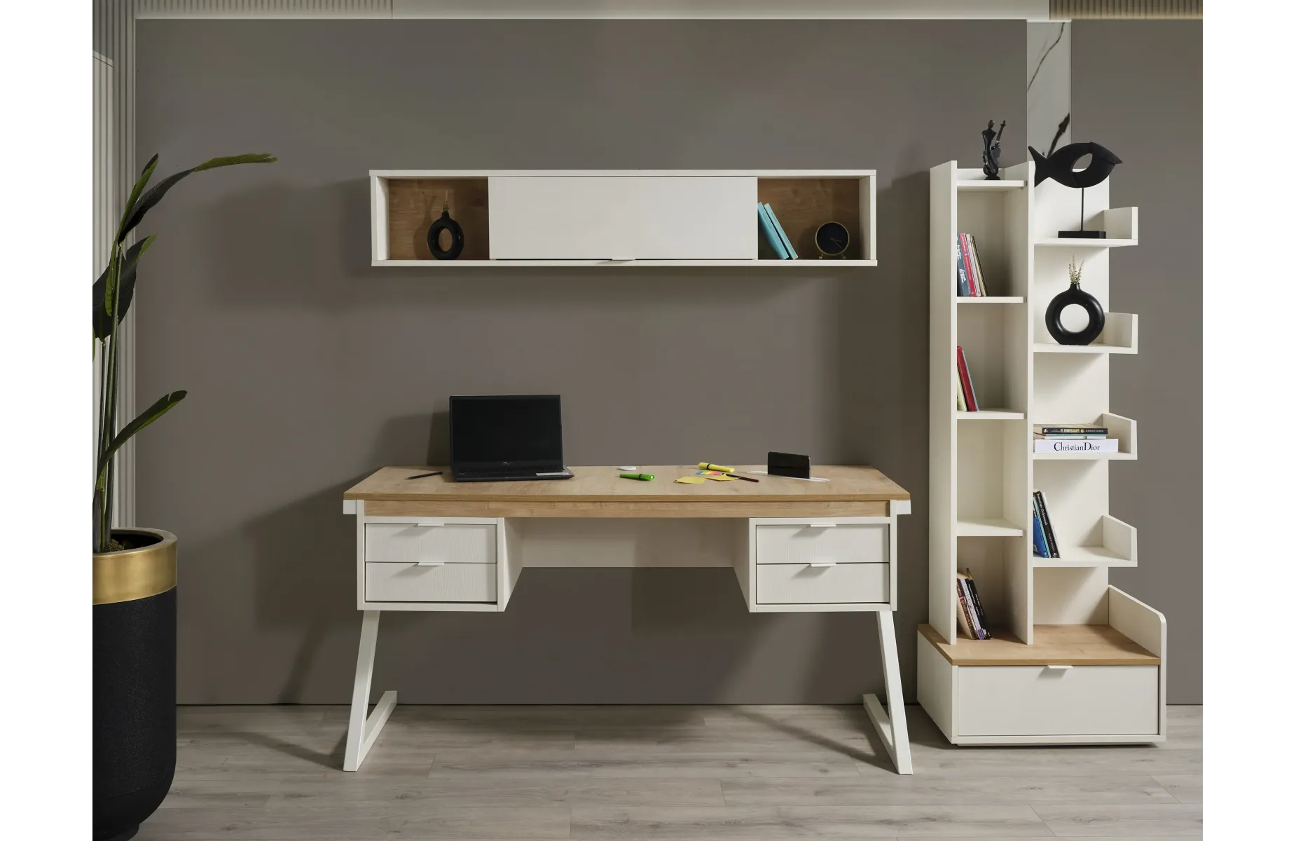 Halikarnas  Çalışma Masası