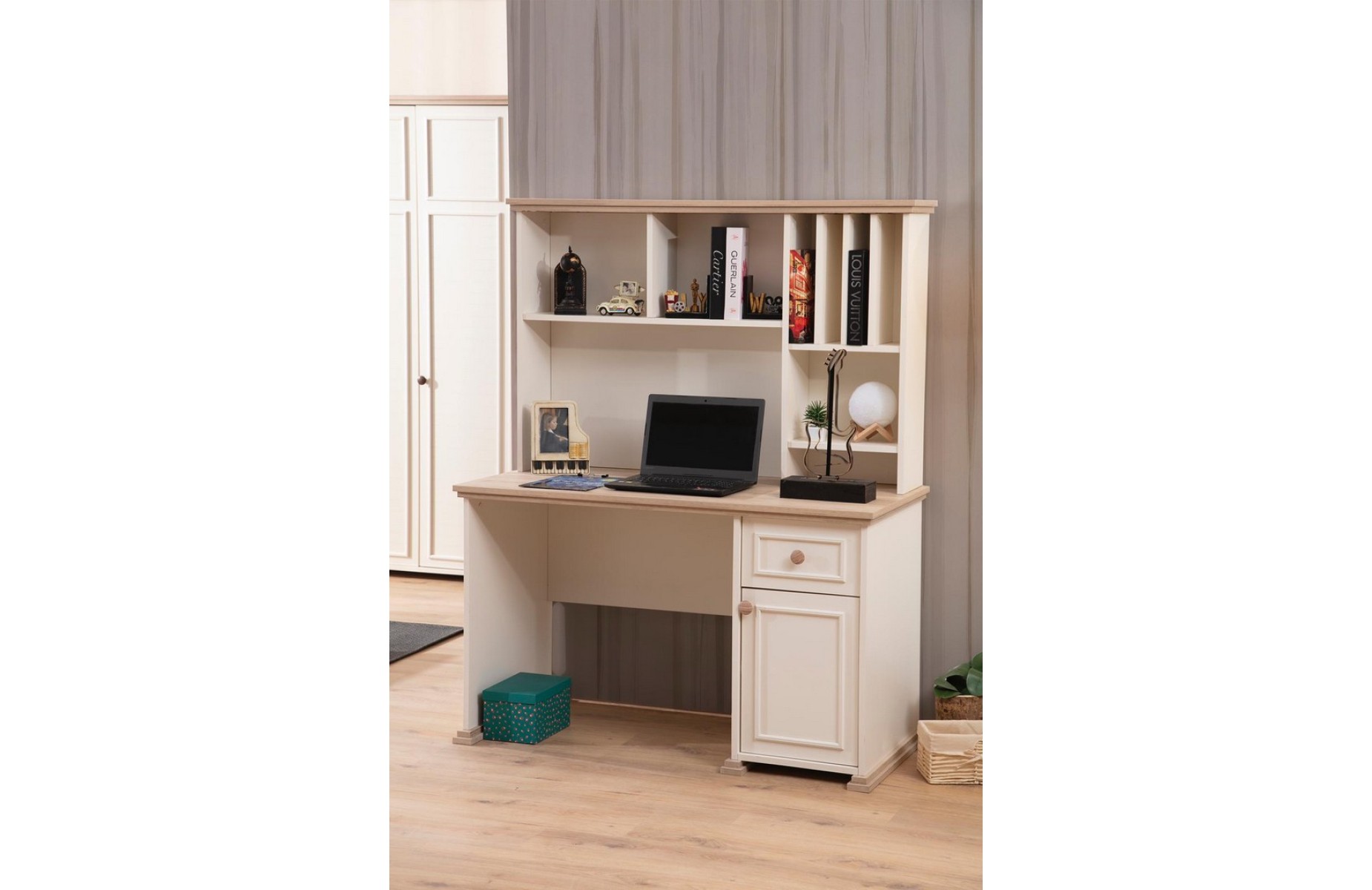 Latte Genç Çalışma Masası Alt